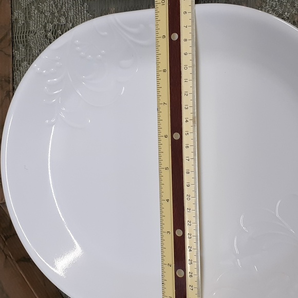 CORELLE VITRELLE " CHERISH " BOUTIQUE EMBOSSED OVAL 2 PC. PLATTER'S - Picture 6 of 7